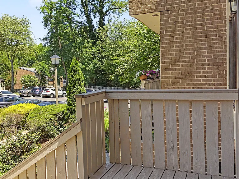 2736 Glengyle Dr #3 — Photo 23