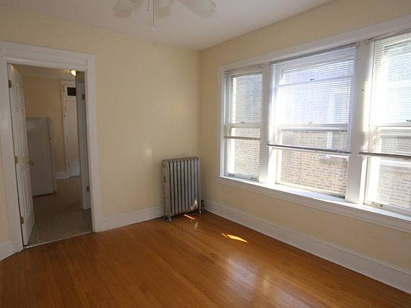 4th image of 5057 N Damen Ave APT 03W