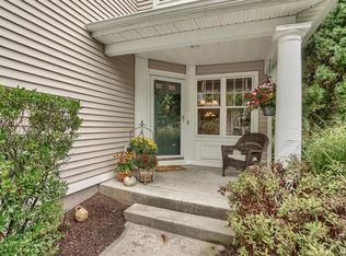 5 Apple Hill Ln, Peekskill, NY 10566