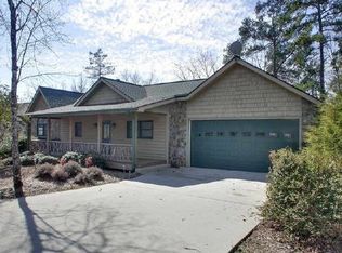16 Pine Top Dr, Clayton, GA 30525