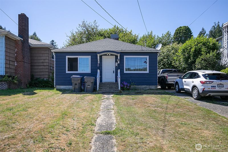2nd image of 1505 N B Street