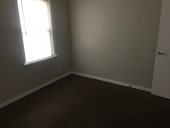 3rd image of 2027 E Harvard Ave