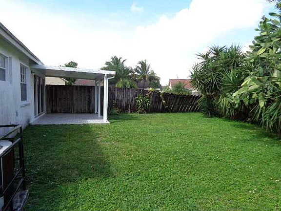 3rd image of 20353 NW 32nd Pl