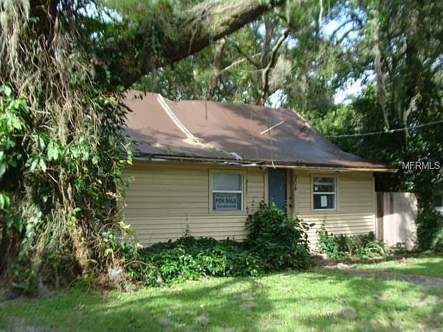 1st image of 904 E Curtis St