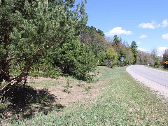 3rd image of Valley Rd