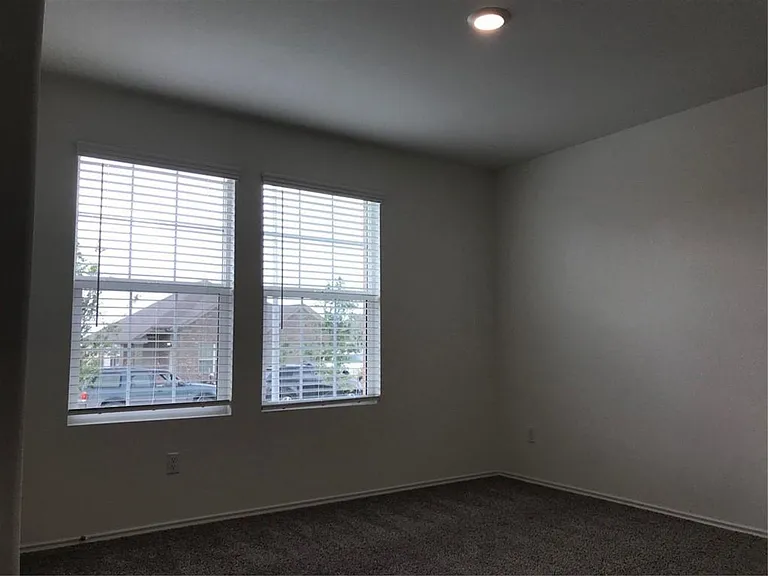 107 Ozark Dr — Photo 15