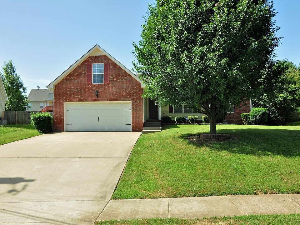1st image of 72 West Dr
