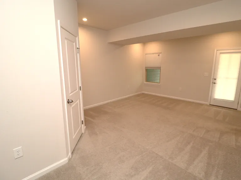 1242 Channing Park Cir — Photo 39