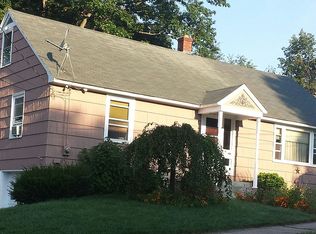 18 Lovell St, Laconia, NH 03246