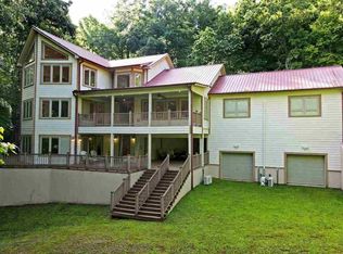 252 Creekmont Dr, Blairsville, GA 30512