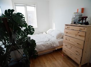 681 Leonard St #3B, Brooklyn, NY 11222