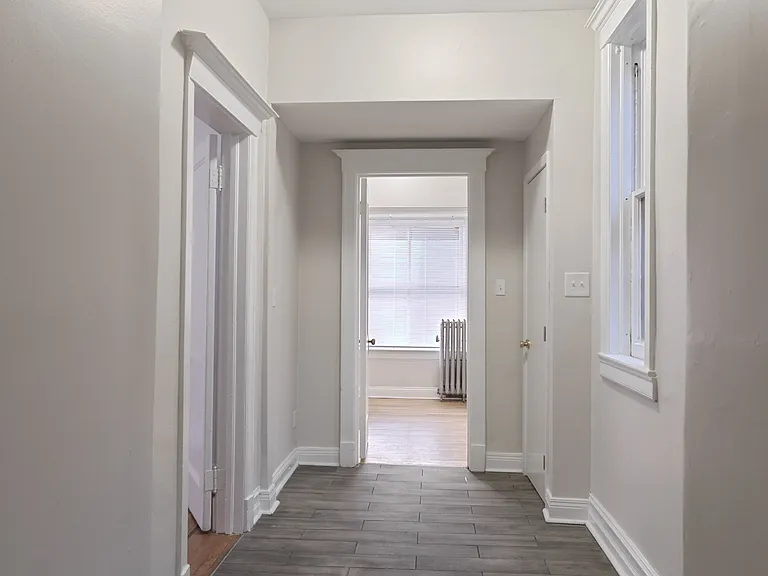 1478 Saint James Ct #5 — Photo 8