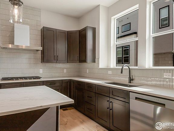 5th image of 352 Marshall Rd