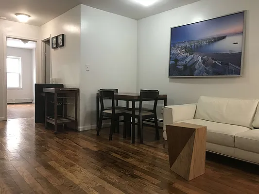 Rented by Winzone Realty Inc | media 78