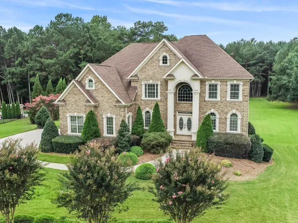 250 River Dance Way, Tyrone, GA 30290