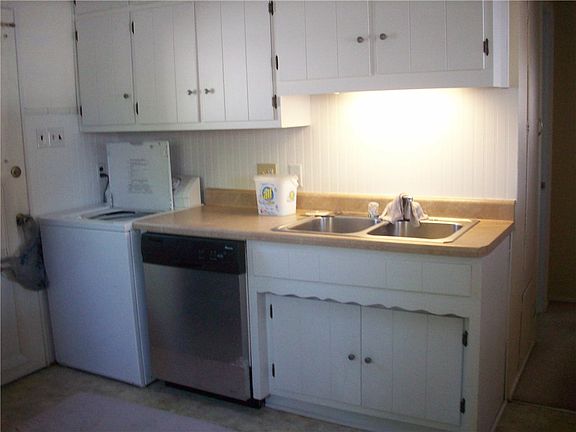 4th image of 1794 Harrison St