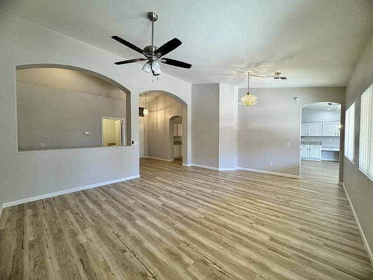 495 N Bluejay Dr — Photo 10