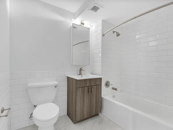 142 Richards Street image 6 of 8