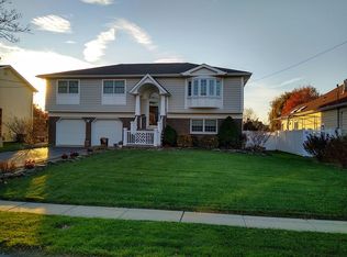 22 Tocci Ave, Monmouth Beach, NJ 07750