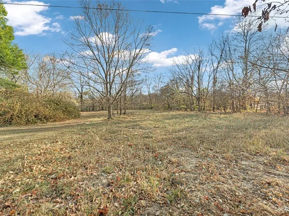 Wright Rd, Fayetteville, AR 72704