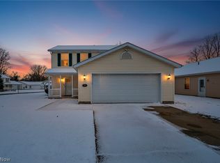 27 Kenilworth Ave, Painesville, OH 44077