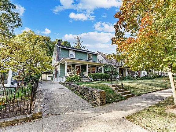 4th image of 70 Wisteria Dr