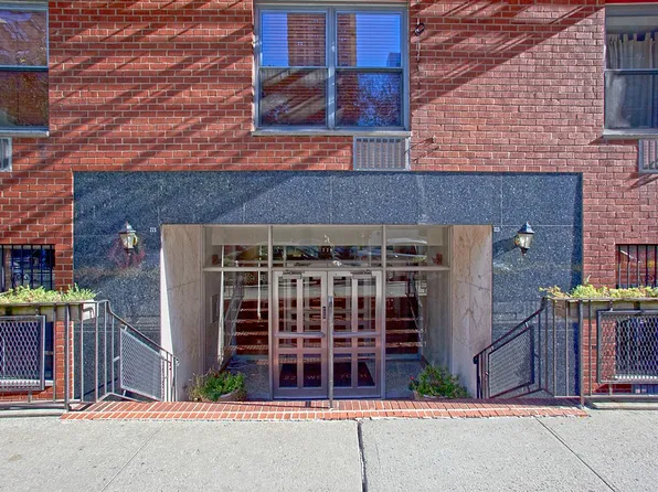 225 West 70th Street