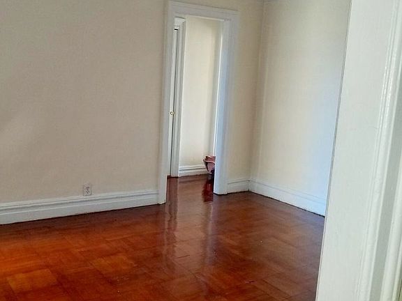 5th image of 2800 Bailey Ave APT 22B