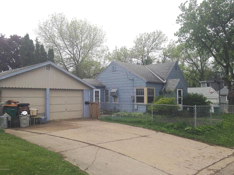1st image of 819 Garfield Ave
