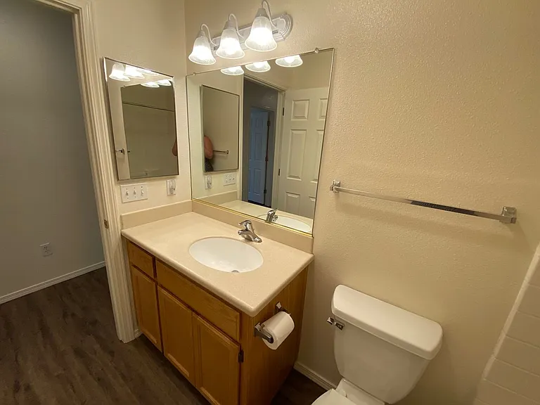709 Creston Rd — Photo 23