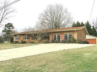 2133 Sheffield Dr, Kannapolis, NC 28083