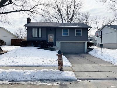 5608 Quercus Ln, Davenport, IA, 52806