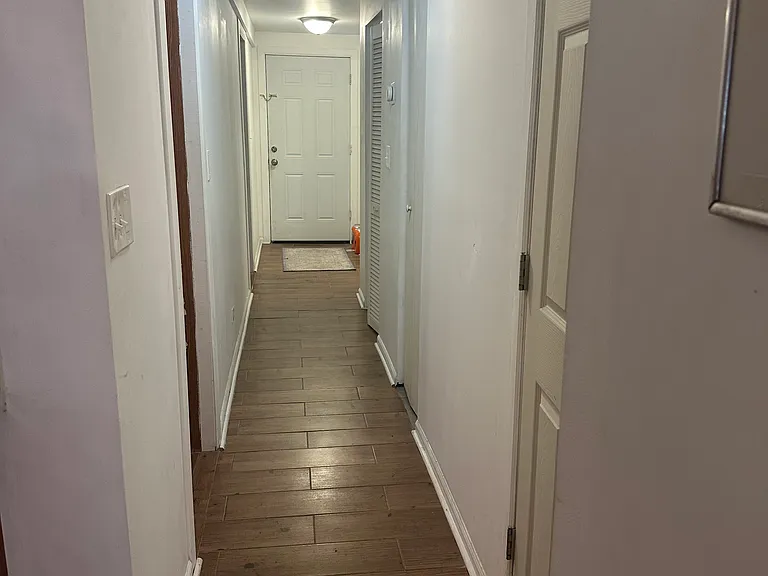 1527 W 18th Pl #B — Photo 10