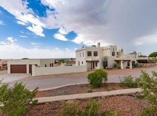 5310 Superstition Dr, Las Cruces, NM 88011