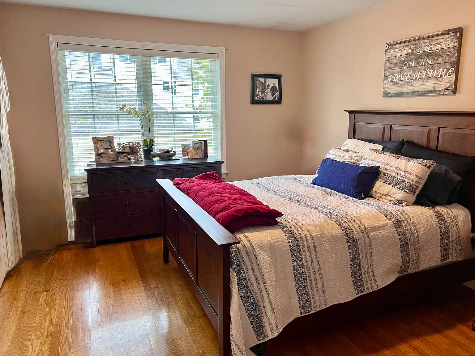 2 bed, 2.5 bath, 1300 sqft, $3,800 — Photo 4
