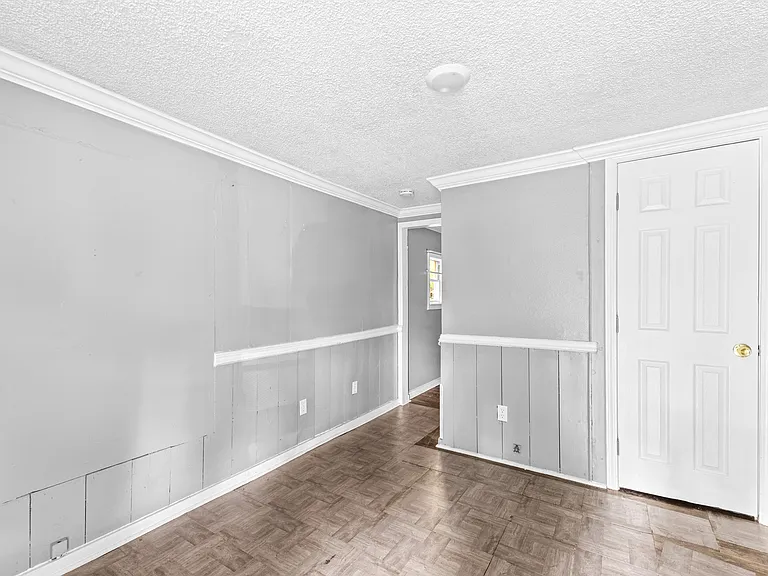 2318 Saxon St #A/B — Photo 16