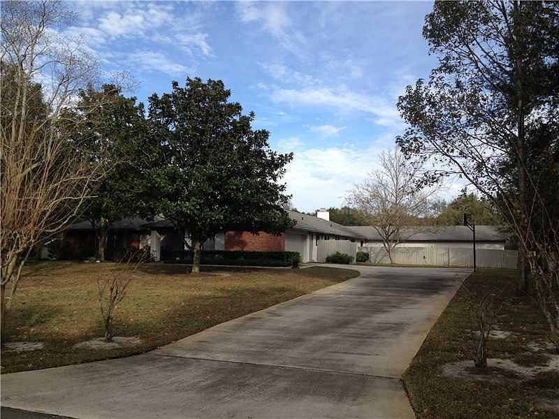 1st image of 1942 Long Pond Dr