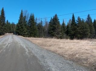 14 Bailey Rd, Colebrook, NH 03576