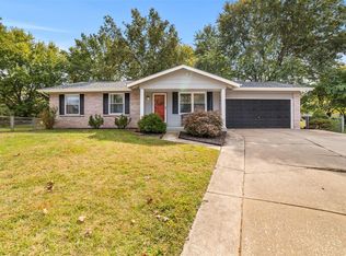 11 Monique Ct, Saint Peters, MO