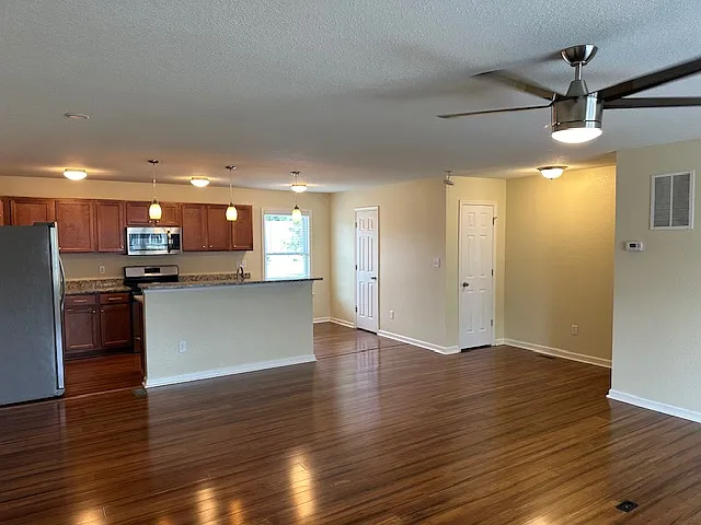 5816 Miss Coral Ct — Photo 16