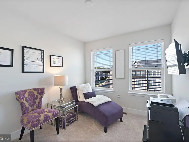 6960 Farragut Dr — Photo 20