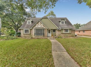 1014 Manatee Ln, Houston, TX 77090