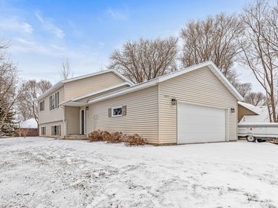 6527 Laurel Rd, Saint Cloud, MN, 56303