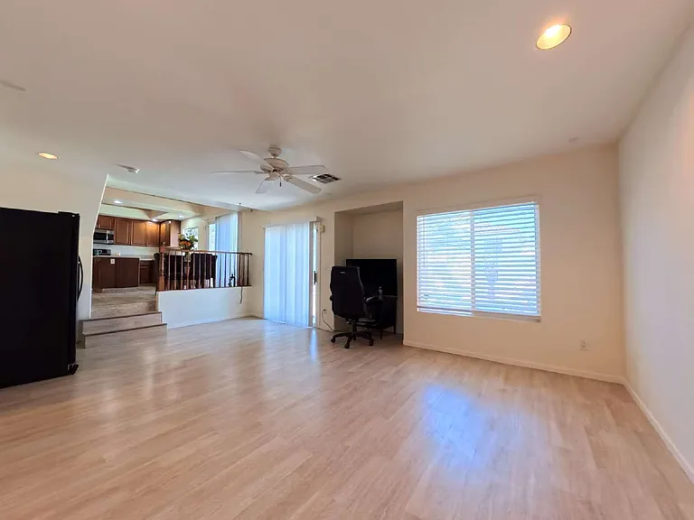 8330 Hipwader Ct — Photo 19