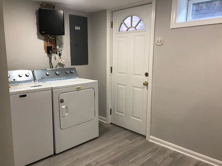 2018 N Troy St — Photo 35