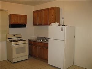 2nd image of 273 Rose St #1