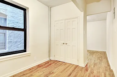 Rented by Nest Seekers International