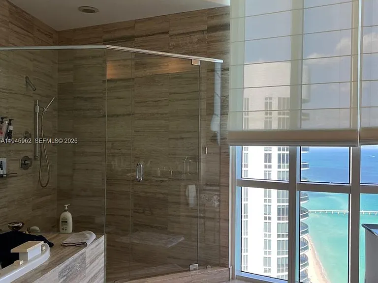 15811 Collins Ave #4101 — Photo 7