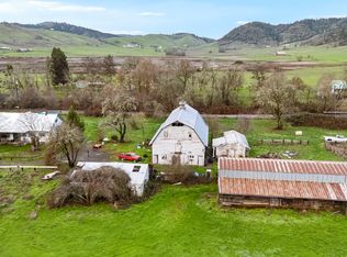 383 Brumbach Rd, Roseburg, OR 97470