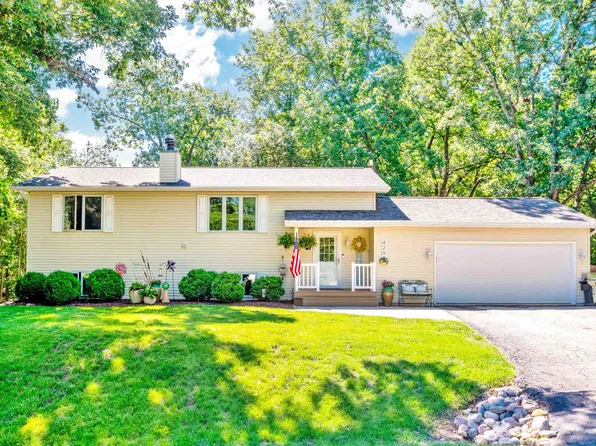 429 Pleasant View Cir, Dahinda, IL 61428